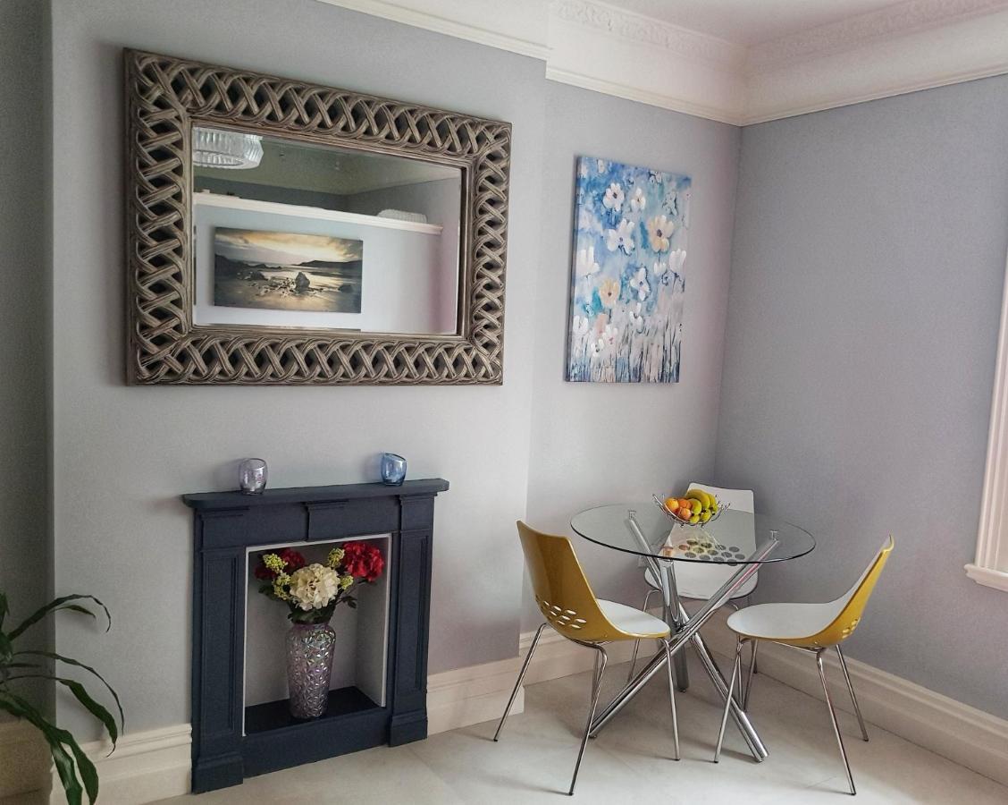 Elegantly Restored Suite In Historic Limerick Bagian luar foto